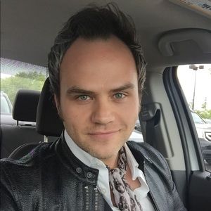 Meet your Posher, Andrew